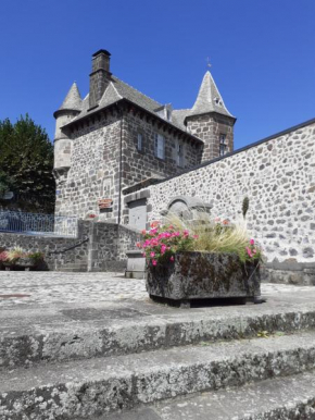 Maison du Chevalier des Huttes - Table et Chambres d'hôtes